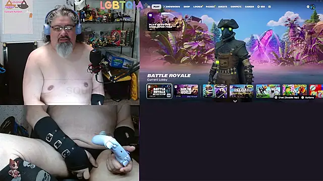 Snapshot of geekycastillo chatting on April 23, 3:52 am geekycastillo online show from April 23, 3:52 am