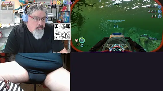 Snapshot of geekycastillo chatting on May 19, 3:57 am geekycastillo online show from May 19, 3:57 am