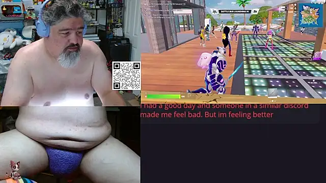 Snapshot of geekycastillo chatting on June 15, 4:04 am geekycastillo online show from June 15, 4:04 am