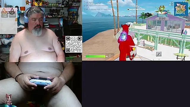 Snapshot of geekycastillo chatting on July 12, 3:30 am geekycastillo online show from July 12, 3:30 am