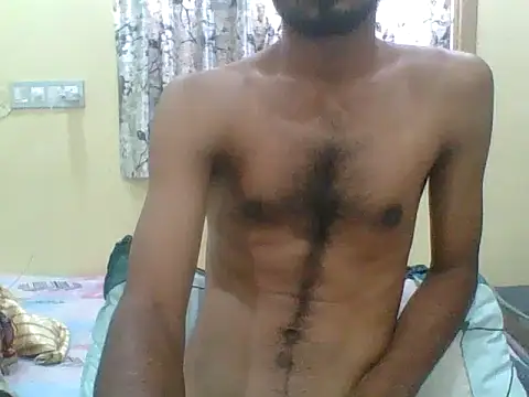 Snapshot of gentelmen_4 chatting on November 24, 8:36 am gentelmen 4 online show from November 24, 8:36 am