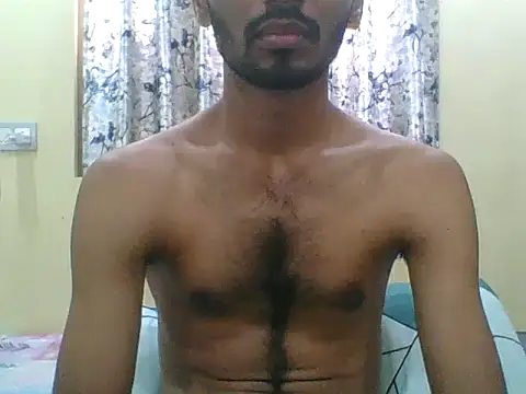 Snapshot of gentelmen_4 chatting on November 28, 8:50 am gentelmen 4 online show from November 28, 8:50 am