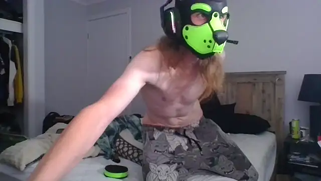 PuppyLeo online show from April 14, 3:29 pm