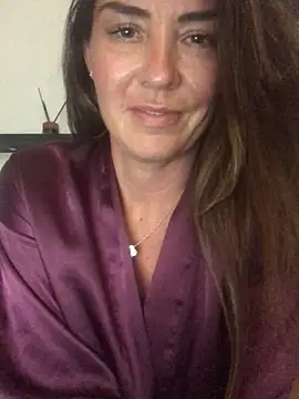 Snapshot of BestKeptSecret69 chatting on October 20, 5:24 pm BestKeptSecret69 online show from October 20, 5:24 pm