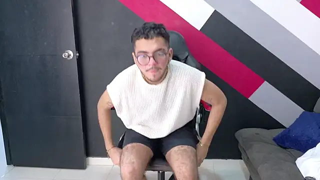 Zac Golden online show from December 15, 12:26 am