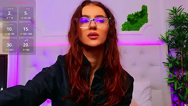 ElisaCharm online show from February 11, 3:33 am