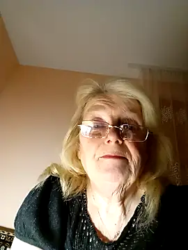 AmyLove353 online show from November 15, 10:59 pm