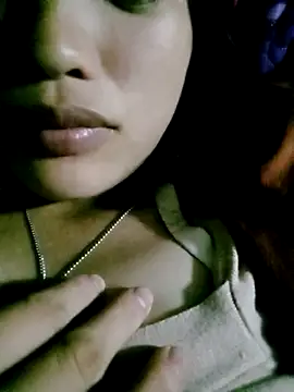 Snapshot of Menu_x chatting on November 11, 2:50 pm Menu x online show from November 11, 2:50 pm