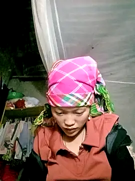 Snapshot of Menu_x chatting on December 1, 12:21 pm Menu x online show from December 1, 12:21 pm