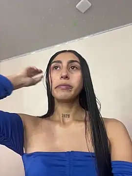 Snapshot of Violeet-Smith chatting on October 31, 7:59 pm Violeet-Smith online show from October 31, 7:59 pm