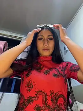 Snapshot of Violeet-Smith chatting on November 4, 2:54 am Violeet-Smith online show from November 4, 2:54 am