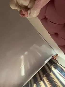 Snapshot of Violeet-Smith chatting on February 23, 1:08 pm Violeet-Smith online show from February 23, 1:08 pm