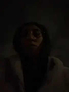 Snapshot of Violeet-Smith chatting on February 25, 4:00 am Violeet-Smith online show from February 25, 4:00 am