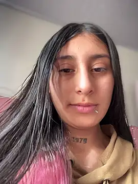 Snapshot of Violeet-Smith chatting on March 20, 1:16 pm Violeet-Smith online show from March 20, 1:16 pm