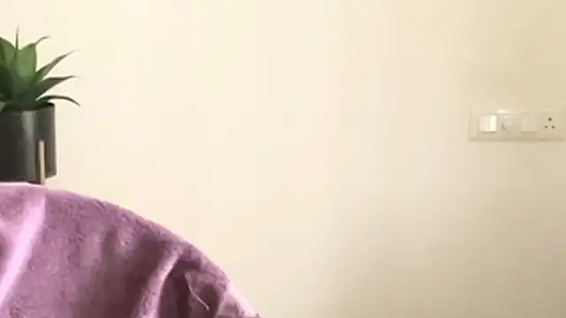 MakeMeAwareAah online show from December 16, 7:24 am