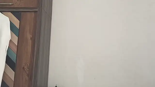 MakeMeAwareAah online show from December 22, 4:20 am