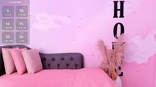 gracehall 1 online show from November 30, 1:15 pm