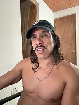 caiiobahia online show from December 2, 3:18 pm