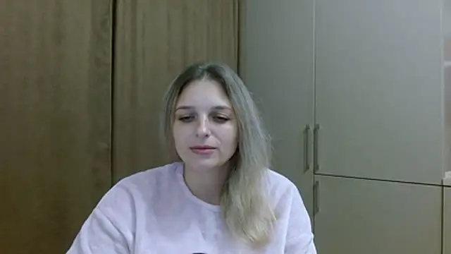 ElisSky301 online show from October 28, 10:12 pm