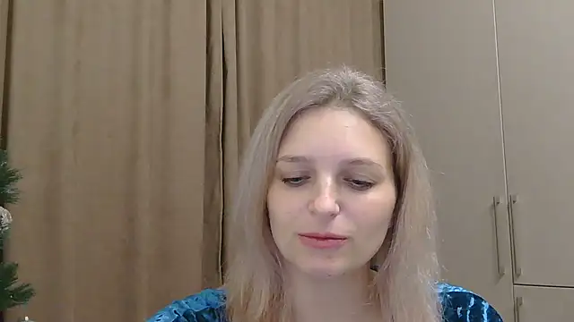 ElisSky301 online show from December 19, 9:22 pm