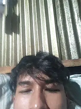 Snapshot of 7inches4207 chatting on October 27, 8:24 pm 7inches4207 online show from October 27, 8:24 pm