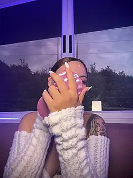 Beella1  online show from December 2, 11:59 am