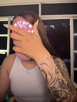 Beella1  online show from December 18, 11:38 am