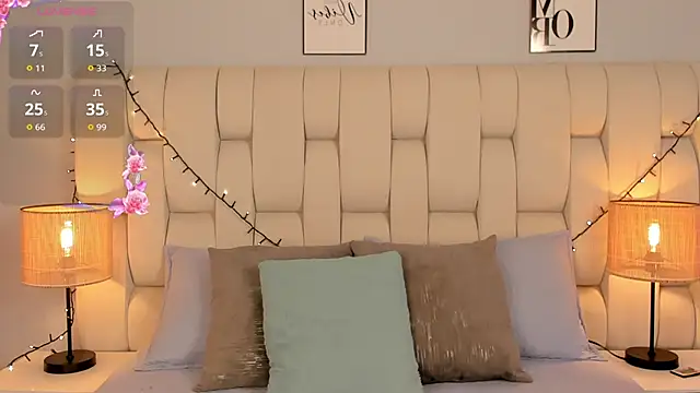 Snapshot of ameliebelle_ chatting on November 20, 12:49 pm ameliebelle online show from November 20, 12:49 pm