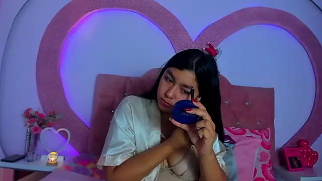 Kailyruiz online show from February 3, 8:30 am