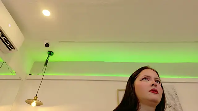 Snapshot of Emily_Baby20 chatting on April 20, 9:38 pm Emily Baby20 online show from April 20, 9:38 pm
