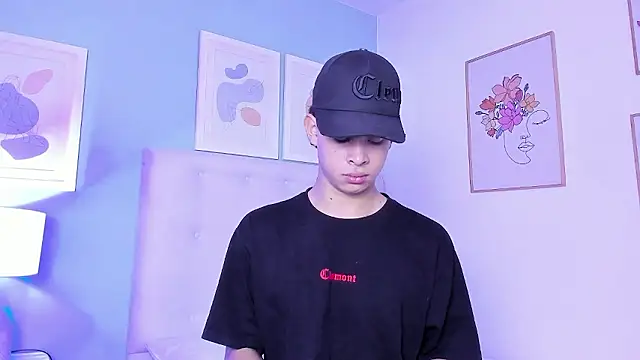 ApoloRicci online show from January 10, 7:26 pm