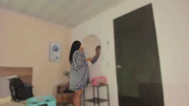 YariRose online show from January 10, 1:46 pm