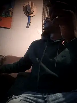 Snapshot of Pussylover911o chatting on November 21, 6:39 pm Pussylover911o online show from November 21, 6:39 pm