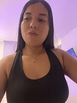 Snapshot of aly_nicols chatting on February 13, 6:31 am aly nicols online show from February 13, 6:31 am