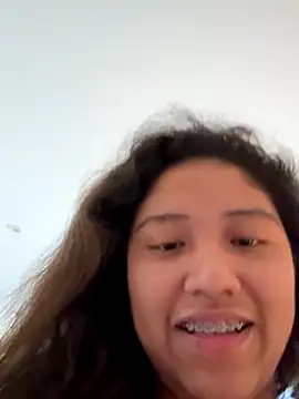 Snapshot of Kmiii21 chatting on October 28, 2:53 pm Kmiii21 online show from October 28, 2:53 pm