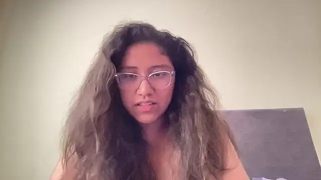 Snapshot of Kmiii21 chatting on November 11, 5:46 pm Kmiii21 online show from November 11, 5:46 pm