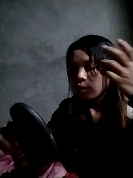 Snapshot of rickkis2k chatting on November 30, 9:19 pm rickkis2k online show from November 30, 9:19 pm