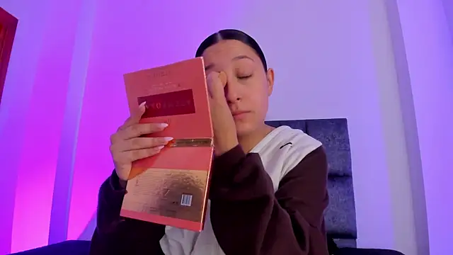 kittymonroe1 online show from November 27, 5:26 pm