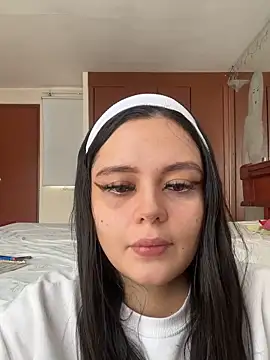 Selena Roa online show from June 7, 5:27 pm