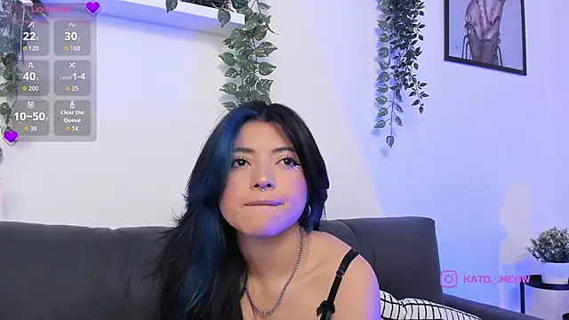 Snapshot of katoo4 chatting on November 10, 2:10 am katoo4 online show from November 10, 2:10 am