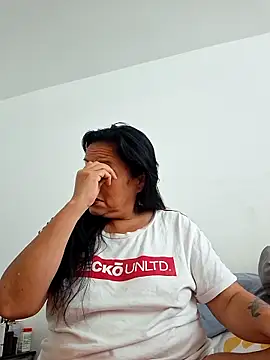 viviana-sexi online show from February 5, 5:06 pm