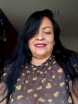 Snapshot of viviana-sexi chatting on April 22, 3:35 pm viviana-sexi online show from April 22, 3:35 pm