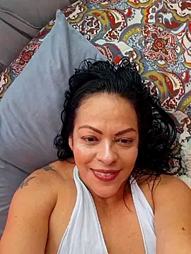 Snapshot of viviana-sexi chatting on May 25, 1:28 pm viviana-sexi online show from May 25, 1:28 pm