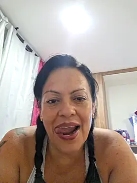 Snapshot of viviana-sexi chatting on May 28, 3:59 am viviana-sexi online show from May 28, 3:59 am