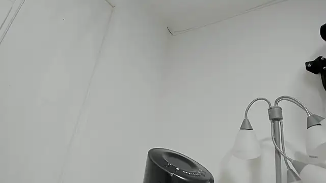 mirandaduboiss online show from May 16, 1:32 pm