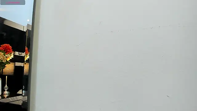 mirandaduboiss online show from May 29, 4:49 pm