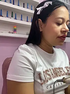 PaulaCruz01 online show from October 25, 4:24 pm