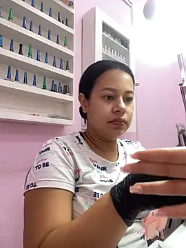 PaulaCruz01 online show from November 20, 6:40 pm