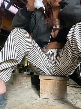 Snapshot of 2k7-sex chatting on October 22, 1:39 am 2k7-sex online show from October 22, 1:39 am