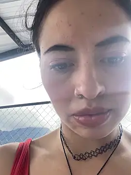 Snapshot of Chuchii05 chatting on February 16, 3:30 pm Chuchii05 online show from February 16, 3:30 pm